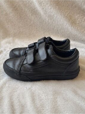 Vans Old Skool V Kids Sneakers Black Leather Hook & Loop Size 13